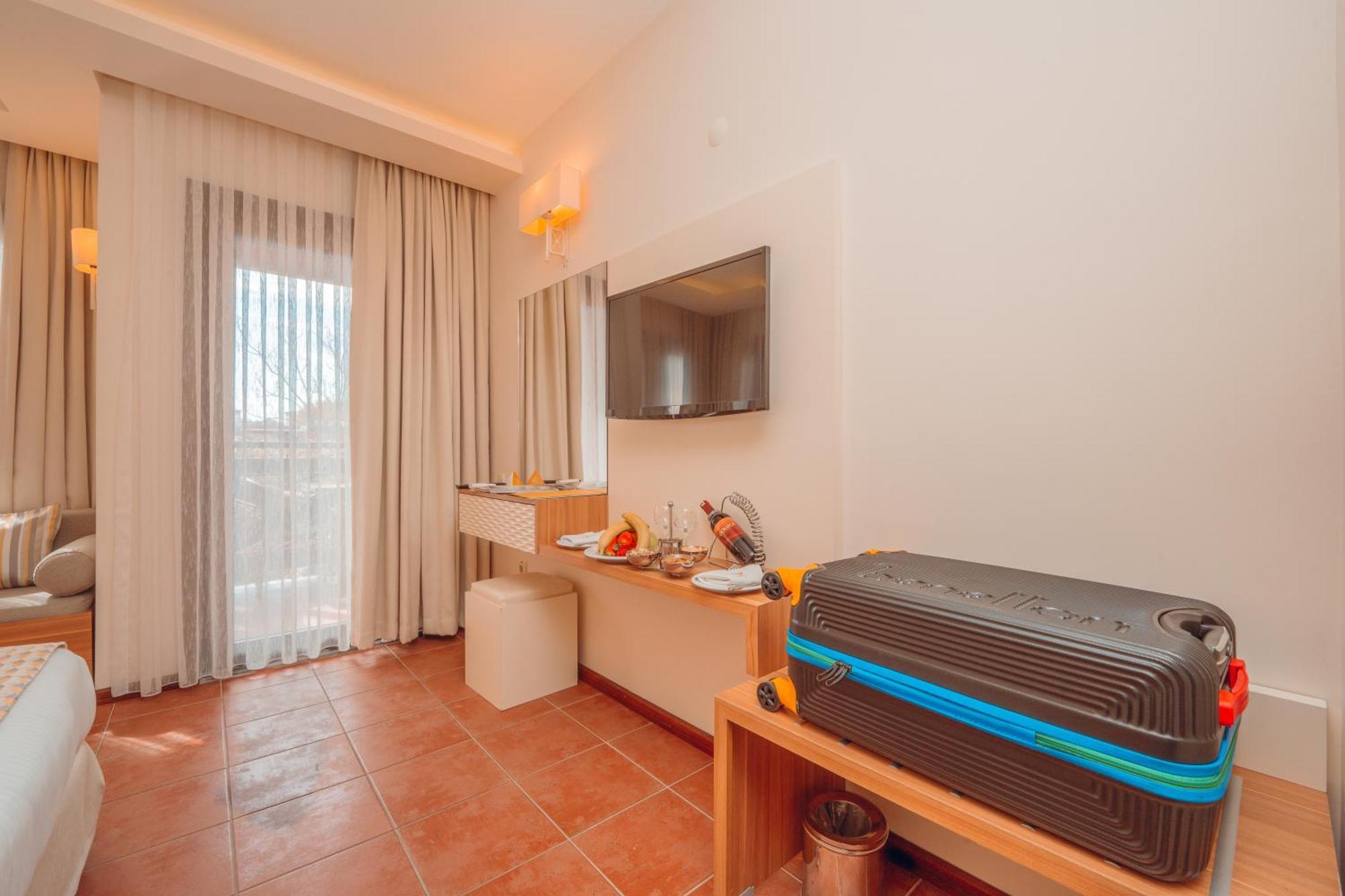 Sundia By Liberty Suncity Oludeniz Ngoại thất bức ảnh